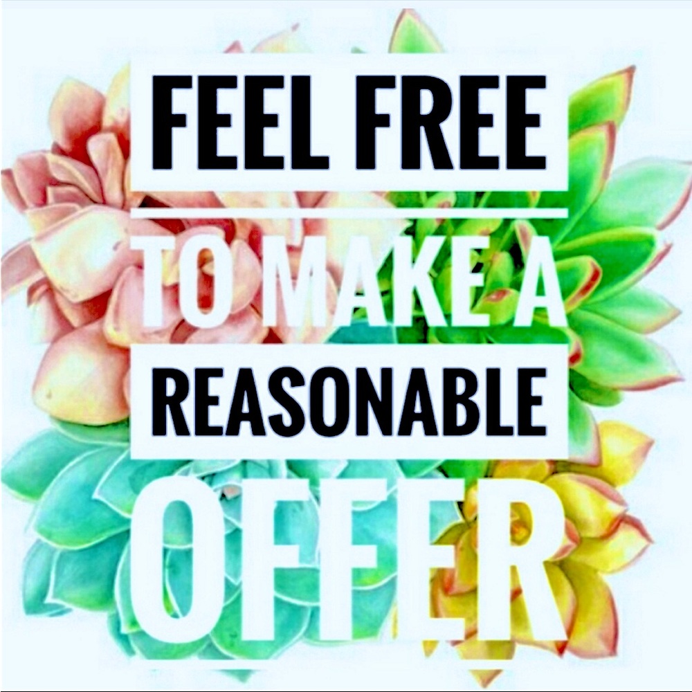 🌸REASONABLE OFFERS ARE WELCOME!!!🌸